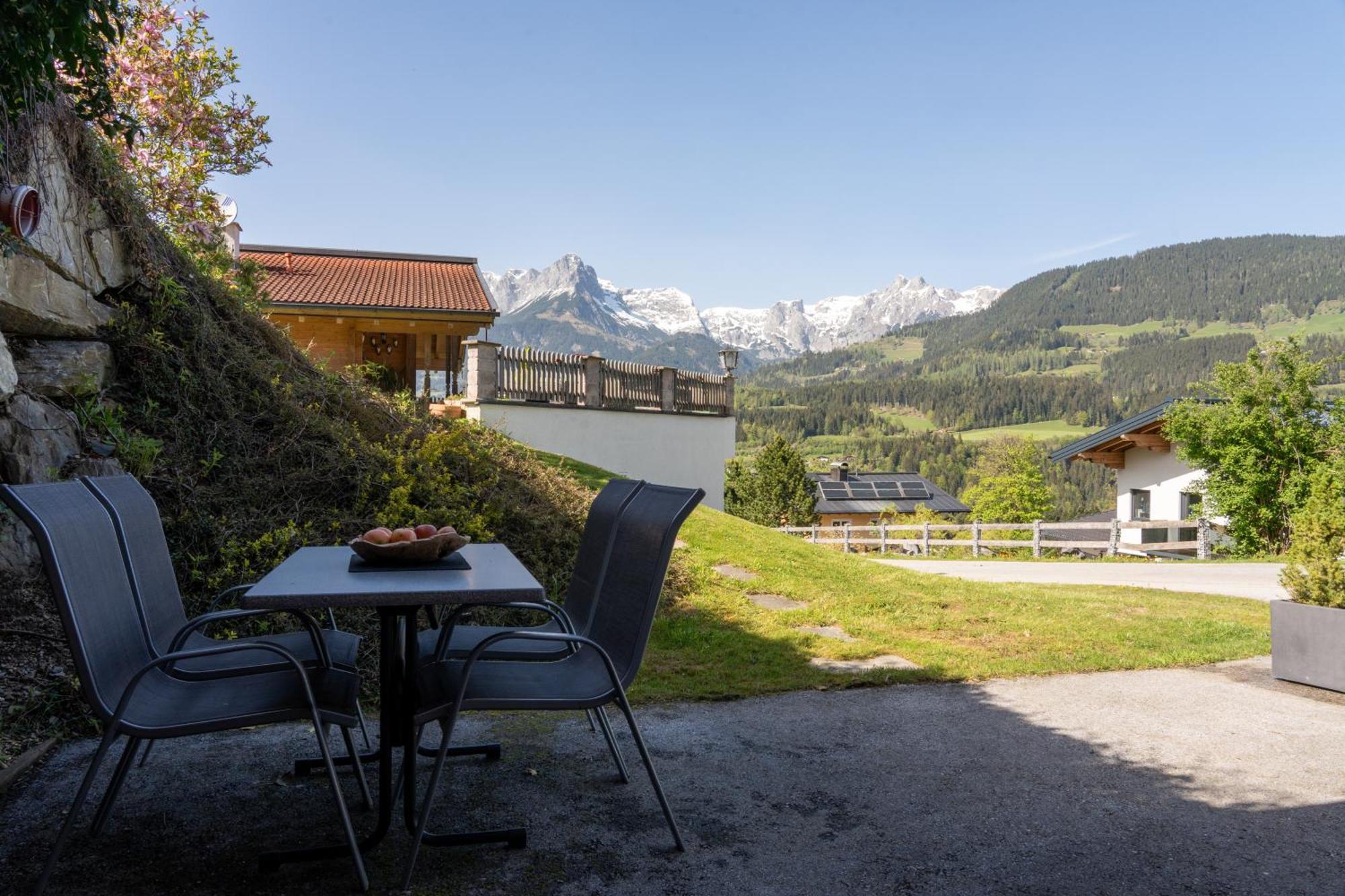 Oberwinklgut Hotel Бишофсхофен Екстериор снимка