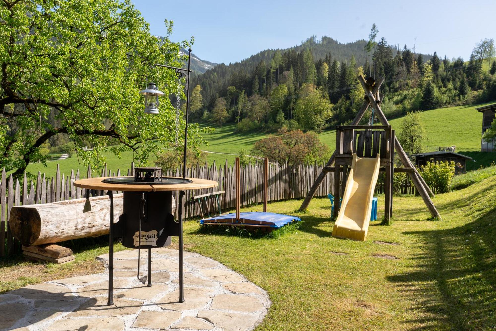 Oberwinklgut Hotel Бишофсхофен Екстериор снимка