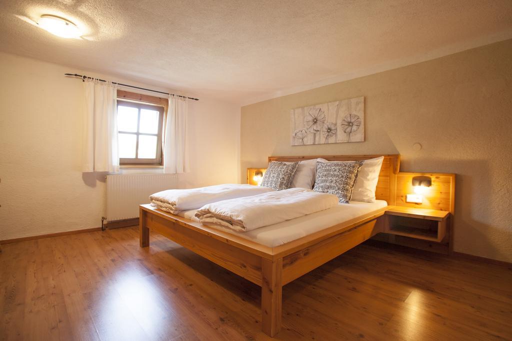 Oberwinklgut Hotel Бишофсхофен Екстериор снимка