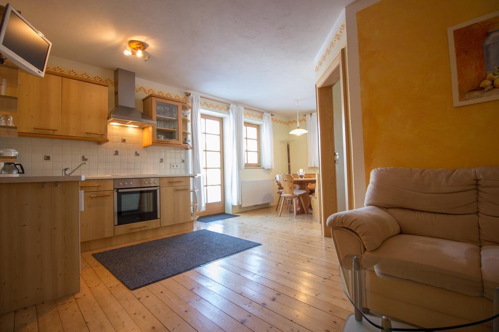 Oberwinklgut Hotel Бишофсхофен Екстериор снимка