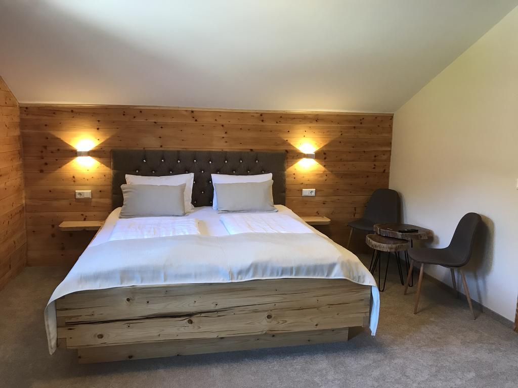 Oberwinklgut Hotel Бишофсхофен Стая снимка