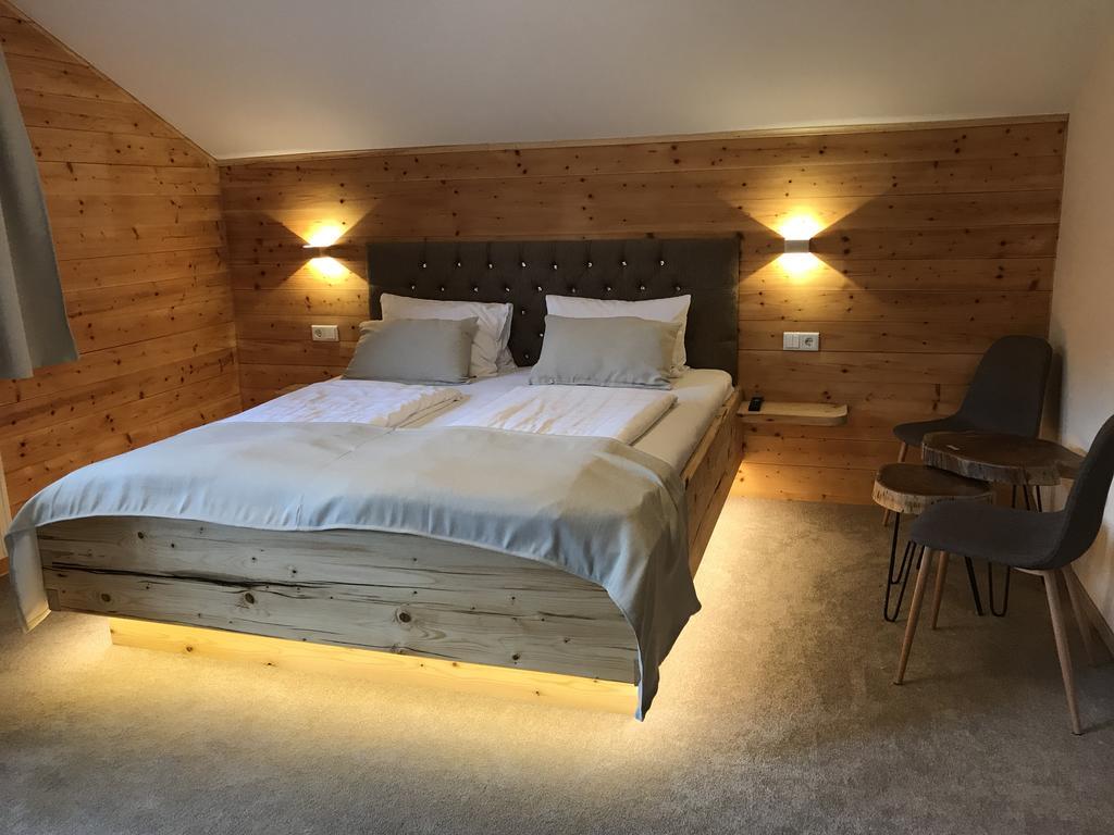 Oberwinklgut Hotel Бишофсхофен Екстериор снимка